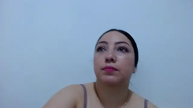 Snapshot of carolina_zabala_19 chatting on July 12, 2:30 pm carolina zabala 19 online show from July 12, 2:30 pm