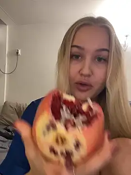 CandyVice online show from November 7, 4:29 pm