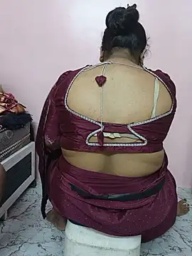 Snapshot of dhanshri143 chatting on May 15, 7:48 am dhanshri143 online show from May 15, 7:48 am