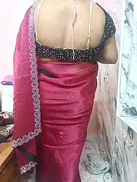 Snapshot of dhanshri143 chatting on July 10, 2:27 am dhanshri143 online show from July 10, 2:27 am