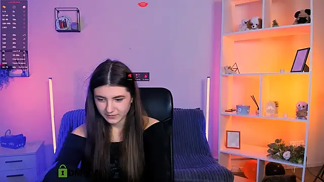 Snapshot of lissa_night chatting on November 10, 1:43 pm lissa night online show from November 10, 1:43 pm