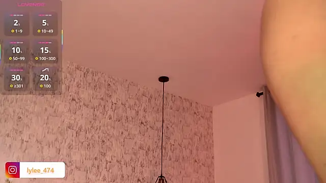 Celine Lee online show from March 18, 1:58 pm