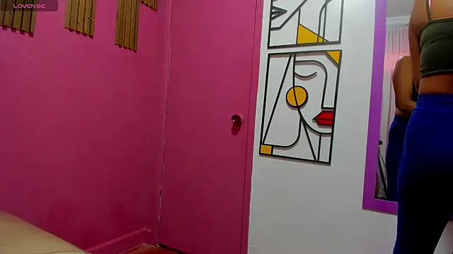 Lucia Spear online show from December 18, 1:17 pm