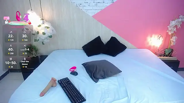 Snapshot of sophia_brunette_ chatting on December 17, 11:27 am sophia brunette online show from December 17, 11:27 am