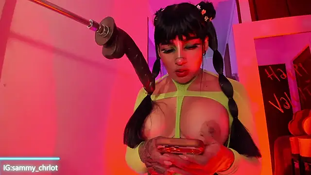 Sammy charlot online show from February 15, 9:33 pm