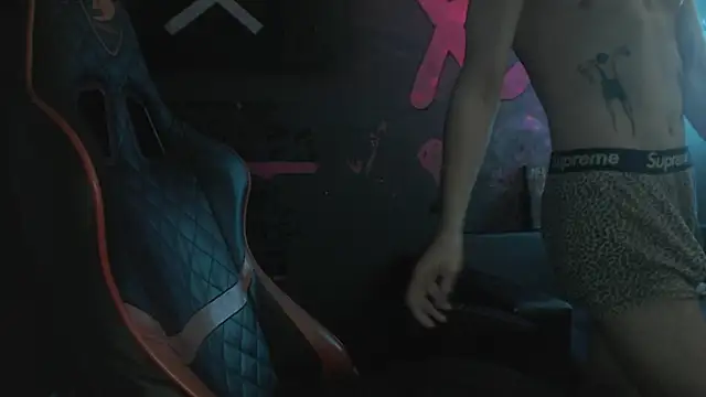 Snapshot of min1pekka chatting on September 20, 2:01 am min1pekka online show from September 20, 2:01 am