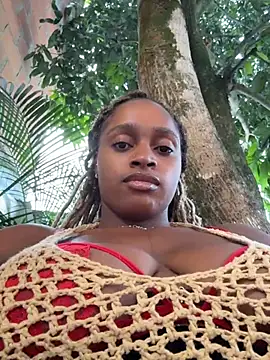 Snapshot of darle_volant chatting on July 11, 9:49 pm darle volant online show from July 11, 9:49 pm