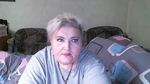 Snapshot of Lana555 chatting on May 7, 8:03 pm Lana555 online show from May 7, 8:03 pm