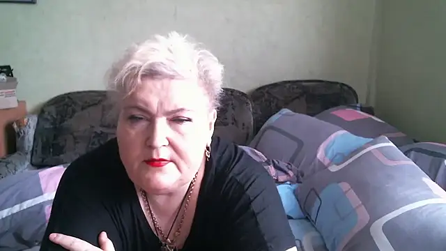 Snapshot of Lana555 chatting on May 10, 9:03 am Lana555 online show from May 10, 9:03 am
