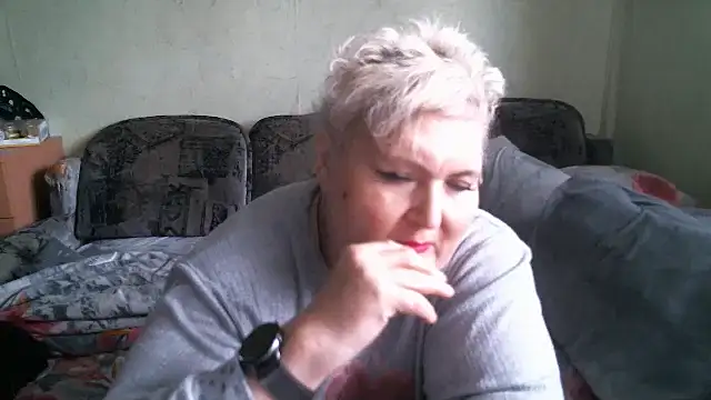 Snapshot of Lana555 chatting on May 30, 11:40 am Lana555 online show from May 30, 11:40 am
