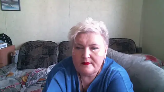 Snapshot of Lana555 chatting on June 2, 9:44 am Lana555 online show from June 2, 9:44 am