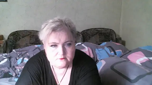 Snapshot of Lana555 chatting on July 17, 8:03 pm Lana555 online show from July 17, 8:03 pm
