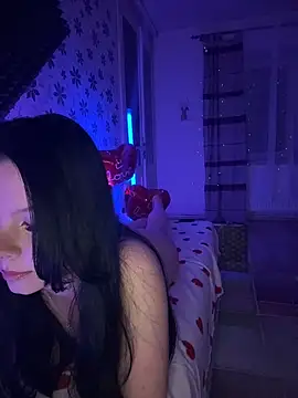 Snapshot of Mihadttraf chatting on February 14, 10:28 pm Mihadttraf online show from February 14, 10:28 pm