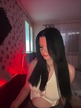 Snapshot of Mihadttraf chatting on March 15, 2:56 pm Mihadttraf online show from March 15, 2:56 pm