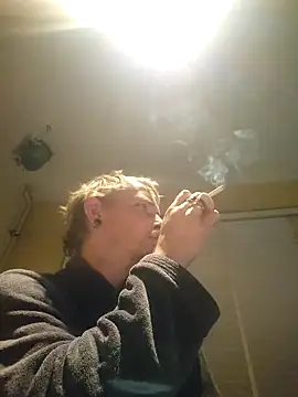 piercingpik online show from November 29, 7:50 pm