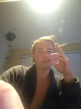 piercingpik online show from December 22, 10:40 pm