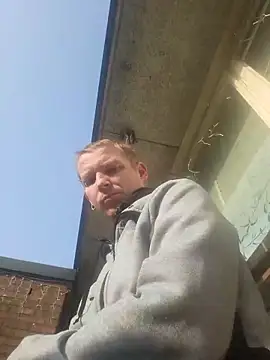 piercingpik online show from March 9, 3:05 pm