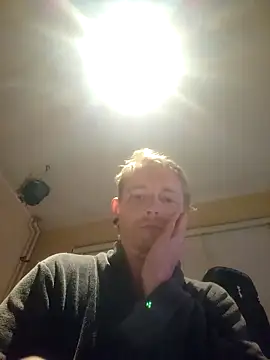 piercingpik online show from May 16, 7:56 pm