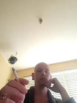 piercingpik online show from June 5, 7:36 am