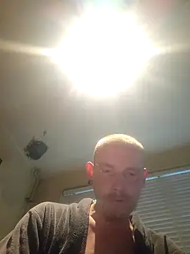 piercingpik online show from June 8, 5:57 pm