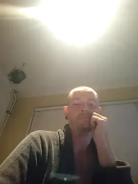 piercingpik online show from June 9, 10:54 pm