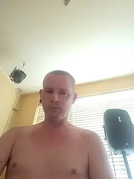 piercingpik online show from June 24, 1:43 pm