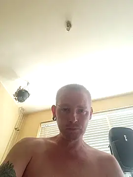 piercingpik online show from June 29, 9:48 am