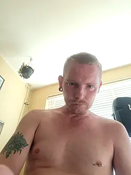 piercingpik online show from July 14, 7:57 am