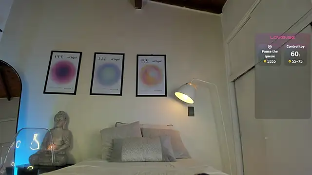 AriaMuse online show from December 14, 2:11 pm