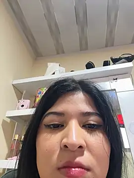 Vliacoooper2 online show from March 18, 10:40 am