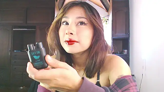 Snapshot of Shisuku_Sophi chatting on September 21, 7:26 pm Shisuku Sophi online show from September 21, 7:26 pm