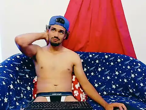 Snapshot of cristian-gp chatting on October 10, 2:21 am cristian-gp online show from October 10, 2:21 am