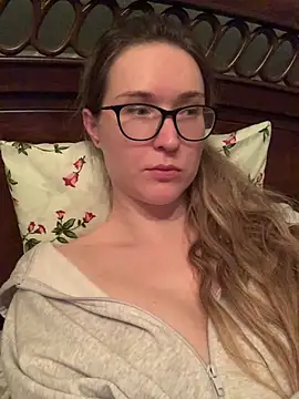 Snapshot of Jugira chatting on October 31, 4:08 pm Jugira online show from October 31, 4:08 pm