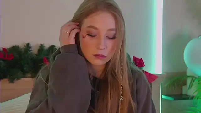 MiaEuphoria  online show from January 9, 5:21 am