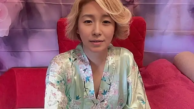 Snapshot of kimagure-fu- chatting on October 20, 7:20 am kimagure-fu- online show from October 20, 7:20 am