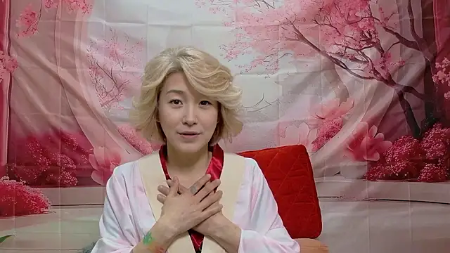 Snapshot of kimagure-fu- chatting on December 3, 9:29 am kimagure-fu- online show from December 3, 9:29 am