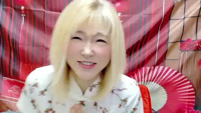 Snapshot of kimagure-fu- chatting on July 11, 1:36 pm kimagure-fu- online show from July 11, 1:36 pm