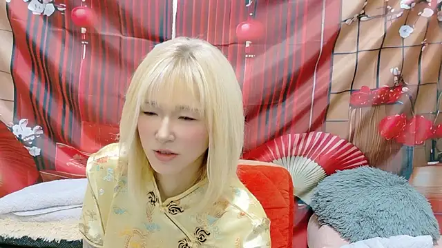 Snapshot of kimagure-fu- chatting on July 16, 8:04 pm kimagure-fu- online show from July 16, 8:04 pm