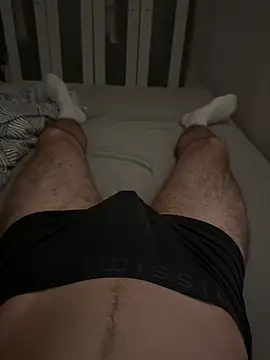 Snapshot of Alex220733 chatting on March 17, 5:55 am Alex220733 online show from March 17, 5:55 am