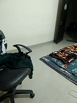 Pihu Chopra online show from December 16, 4:23 pm