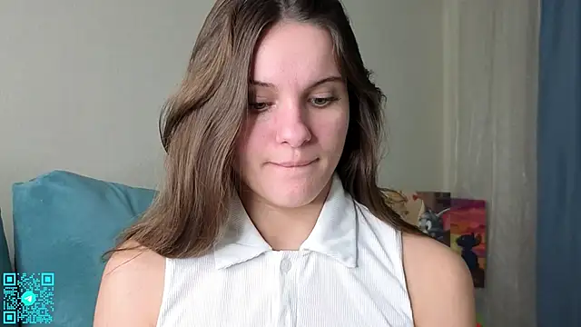 chloemilka online show from November 3, 5:25 pm