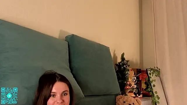 Snapshot of chloemilka chatting on March 14, 7:30 pm chloemilka online show from March 14, 7:30 pm