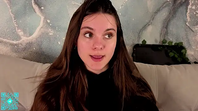 chloemilka online show from April 30, 6:36 pm
