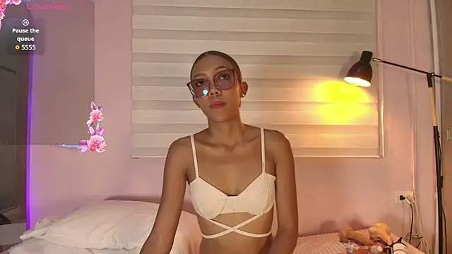 Snapshot of biancaa_18 chatting on November 13, 7:24 pm biancaa 18 online show from November 13, 7:24 pm