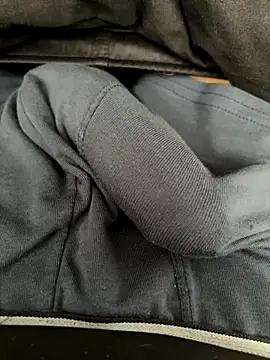 Snapshot of Coloureddickforyou chatting on October 7, 11:18 am Coloureddickforyou online show from October 7, 11:18 am