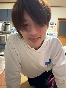 Snapshot of koushi_9213 chatting on November 22, 1:32 pm koushi 9213 online show from November 22, 1:32 pm