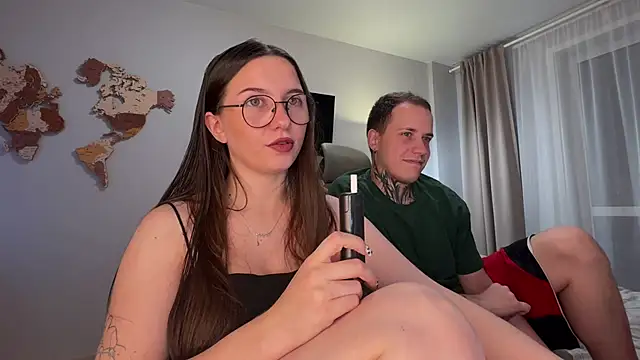 Snapshot of wwow_meow chatting on November 20, 3:01 pm wwow meow online show from November 20, 3:01 pm