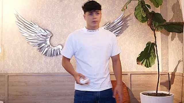 Ethan occonor online show from February 18, 11:39 am