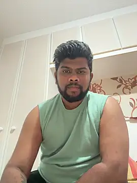 Snapshot of CrazyShashank chatting on May 10, 11:15 am CrazyShashank online show from May 10, 11:15 am