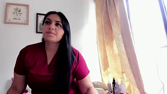 Snapshot of selena_jhonson chatting on October 21, 3:13 pm selena jhonson online show from October 21, 3:13 pm